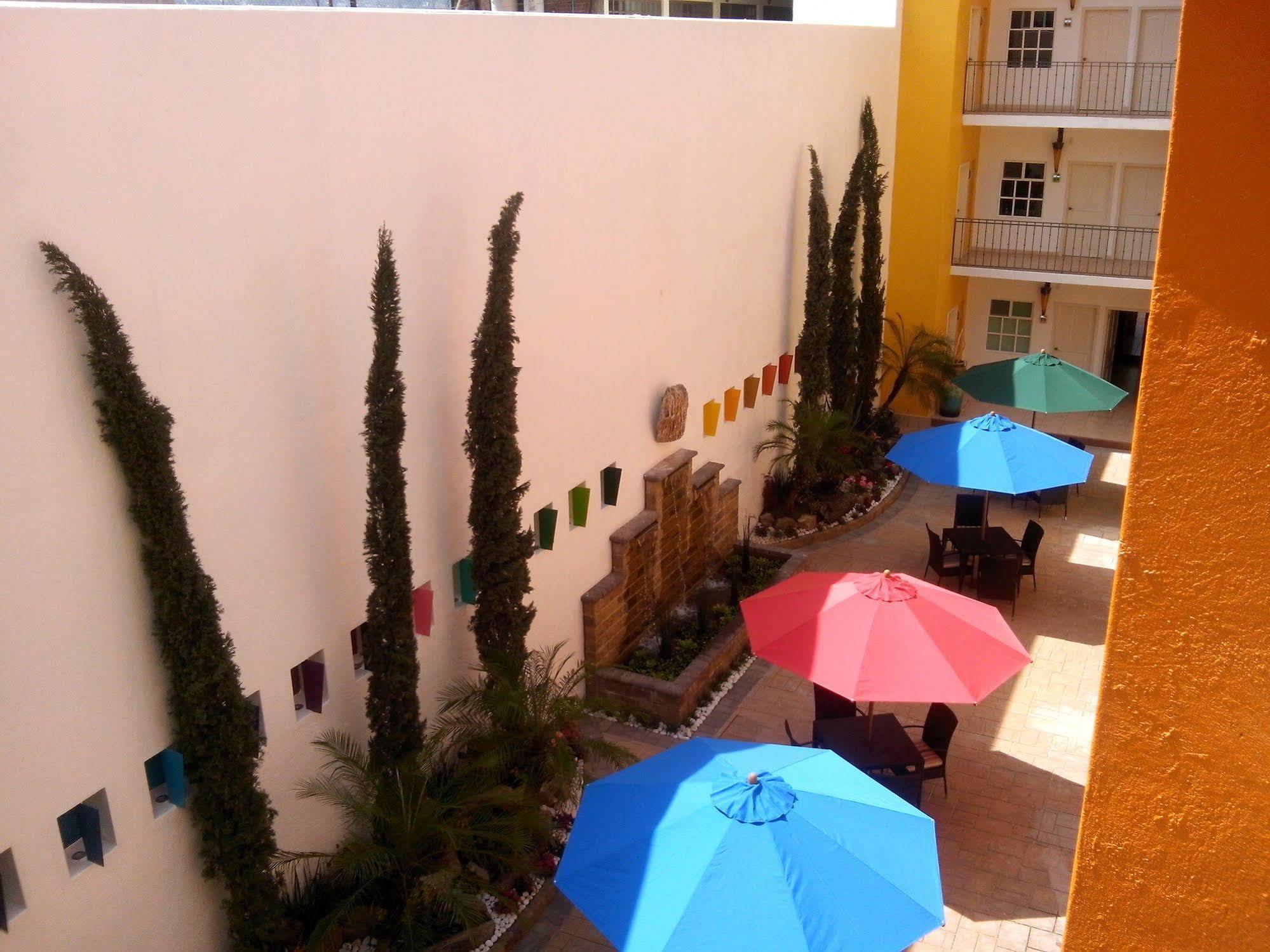 Happy Express Hotel Oaxaca Exteriör bild